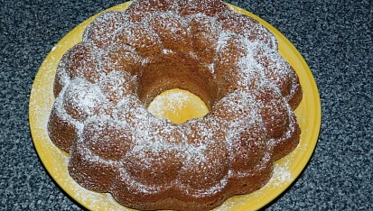 Ořechová top bábovka ("ořecháda")