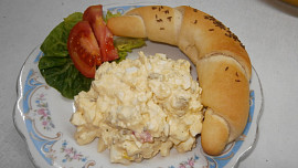 Rychlý vajíčkový salát Rychlý vajíčkový salát