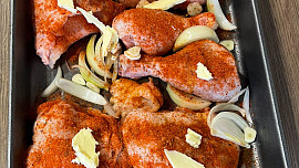 Šťavnaté kuřátko s bramborovou kaší