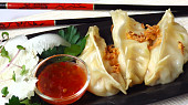 Knedlíčky gyoza plněné mletým masem
