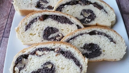 Kynuté těsto na záviny, šneky, bábovky a ovocné koláče (s verzí bez vajec)