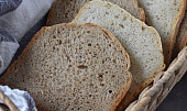 Jednoduchý chléb pro začátečníky (světlý) (Chleby pro začátečníky - tmavý i světlý)