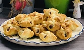 Listové šátečky s ořechovou nádivkou