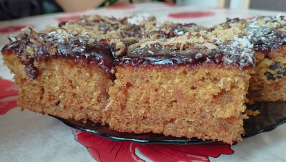 Mrkvový koláč s ořechy a skořicí - šťavnatý, Perfektní. Manžel moc spokojený 😊 díky moc!