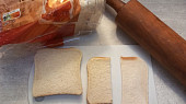 Plněné kornoutky z toastového chleba