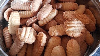 Domácí esíčka, Esíčka - tvar z ručního strojku.