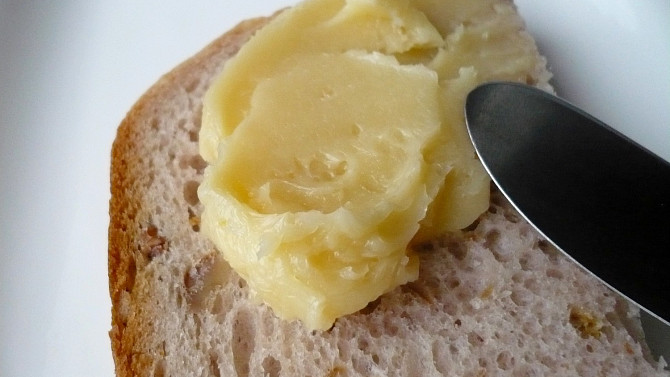 Medové máslo, Bez ořechů, pouze máslo a med.