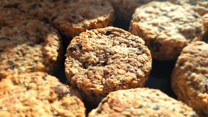Veganské ''cookies'' kokosové sušenky z ovesných vloček s kousky čokolády