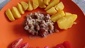 Vepřové kostky s petrželovou omáčkou