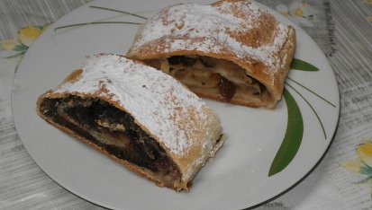 Jablkový závin z tvarohového těsta
