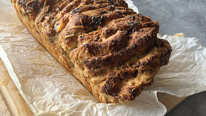 Trhací chlebík (Pull Apart Bread)