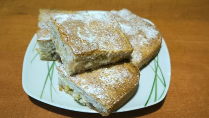 Jablkový koláč litý na plech