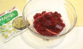 Červená řepa s fenyklem - salát