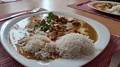 Kokosová kuřecí korma