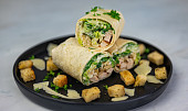 Caesar salát wrap