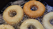 Donuty, Smažené na sádle