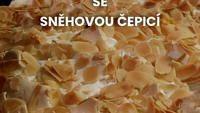 Rebarborový koláč se sněhovou čepicí
