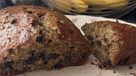 Banana bread nebo-li banánový chlebík