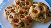 Focaccia s čerstvými rajčaty