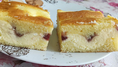 Úžasně rychlá tvarohová buchta s povidlím, chuť jako koláče, hned hotová