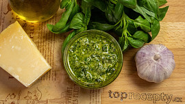 Bazalkové pesto stálezelené