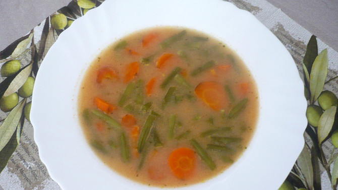 Sladkokyselá polévka s fazolkami a mrkví, Fazuľkovo-mrkvová sladko kyslá polievka