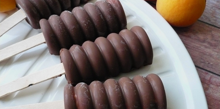 Meruňkové nanuky v čokoládě