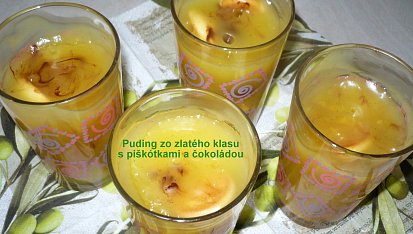 Pudinkový pohár s ovocem, puding