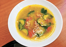 Polévka minestrone