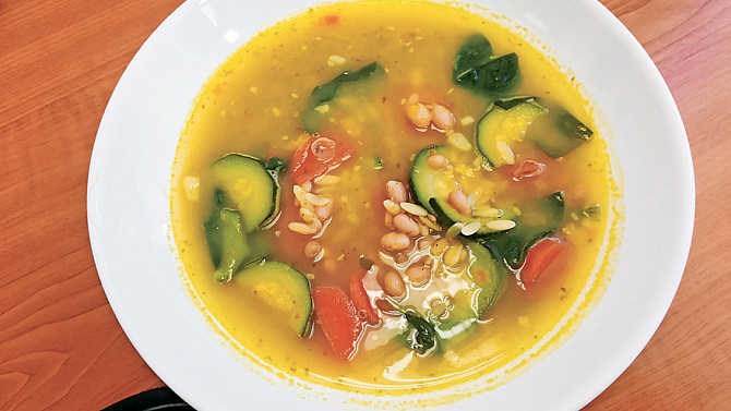 Polévka minestrone