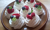 Mini Pavlova