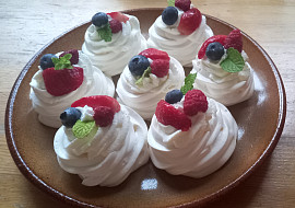 Mini Pavlova