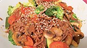 Soba nudle se zeleninou