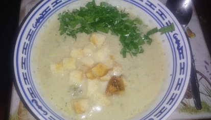 Brokolicová polévka