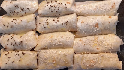 Zapečené roličky tortill s bramborovou náplní