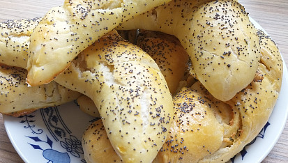 Česnekové bagety, Další pokus a zase fantastické, jen trochu popraskané 😋