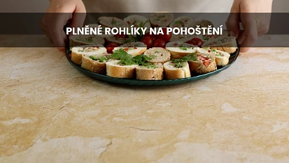 Plněné rohlíky na pohoštění
