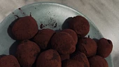 Jednoduché nepečené Tiramisu kuličky/Tiramisu Truffles