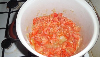 Polévka z červené čočky se zázvorem a chilli