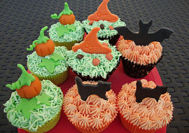 Halloween cupcakes