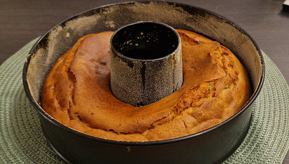 Vegan banánová bábovka