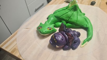 Modelovací hmota (falešný marcipán) dobrý na tvoření figurek