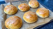 Jednoduché burger bulky