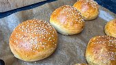 Jednoduché burger bulky