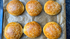 Jednoduché burger bulky