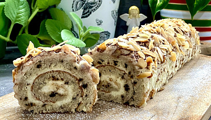 Kávová roláda s náplní à la cannoli
