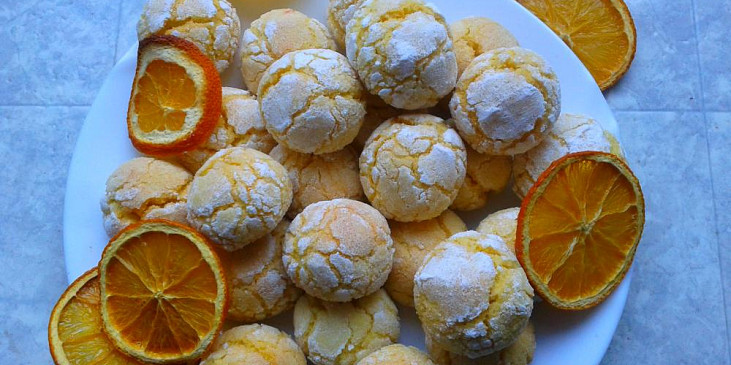 Pomerančové crinkles sušenky