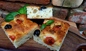 Bramborová focaccia se semolou