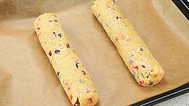 Sušenky s kandovaným ovocem