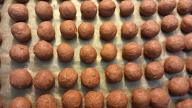 Kuličky alà Red Velvet s bílou čokoládou